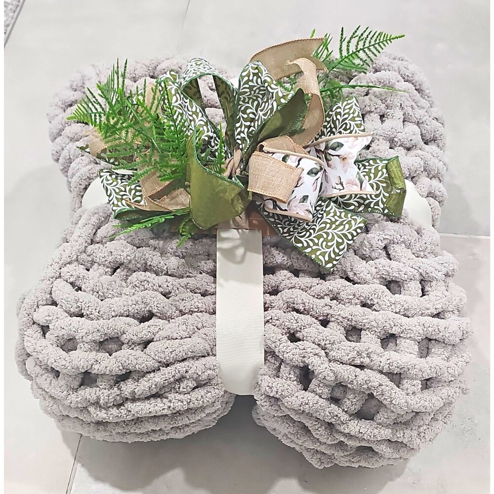 DEMDACO Chunky Knit Throw Blanket Gray Solid Polyester Modern Inspirational